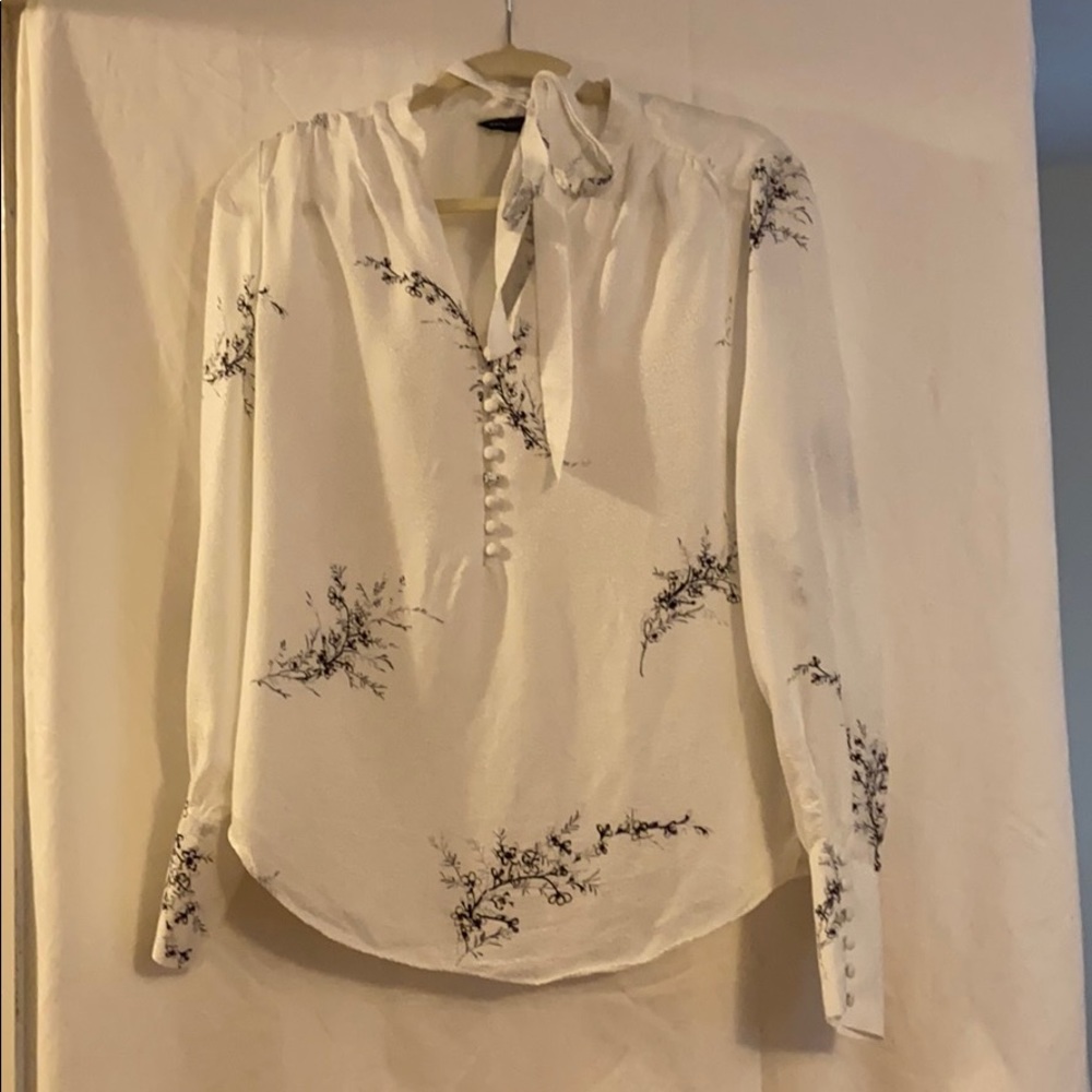 WHBM GORGEOUS BLOUSE NWOT